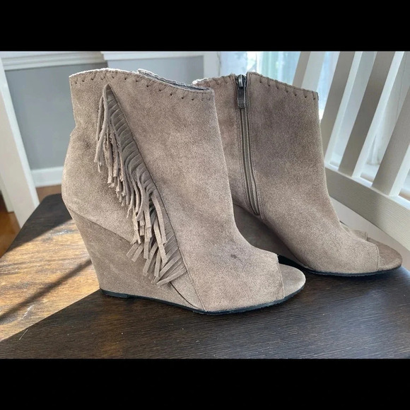 Vince Camuto peep toe booties - Picture 12 of 16